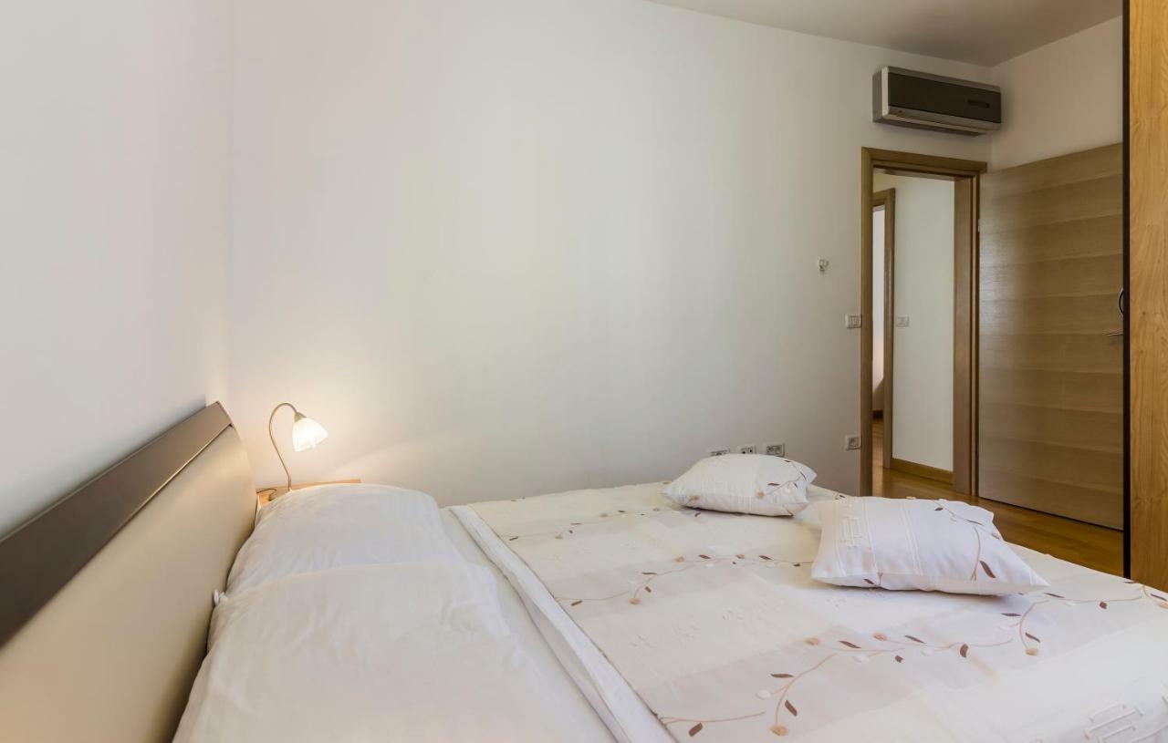 מדולין Apartman Kp מראה חיצוני תמונה