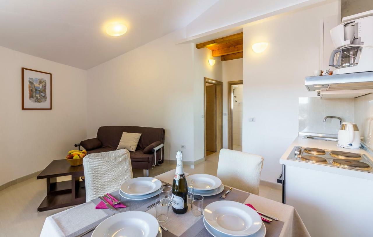 מדולין Apartman Kp מראה חיצוני תמונה